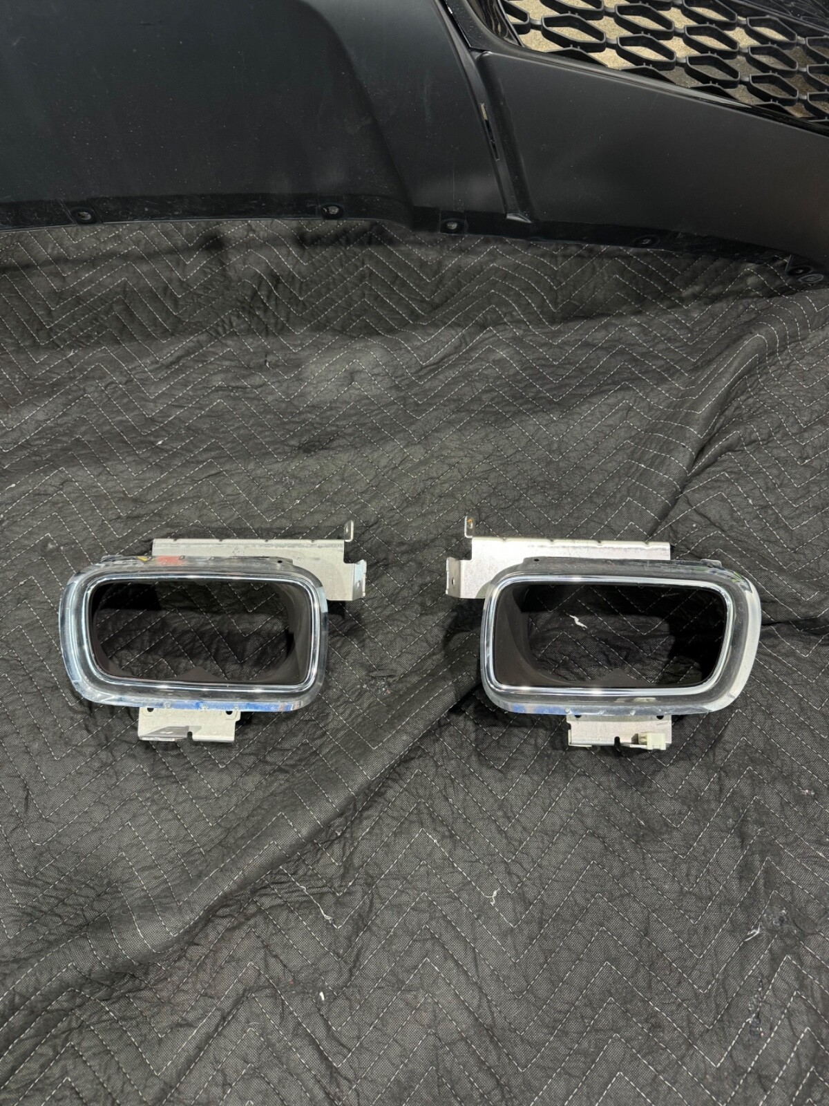 Rolls Royce Cullinan Rear Left & Right Chrome Exhaust Tips Pair 2019 - 2023 Oem