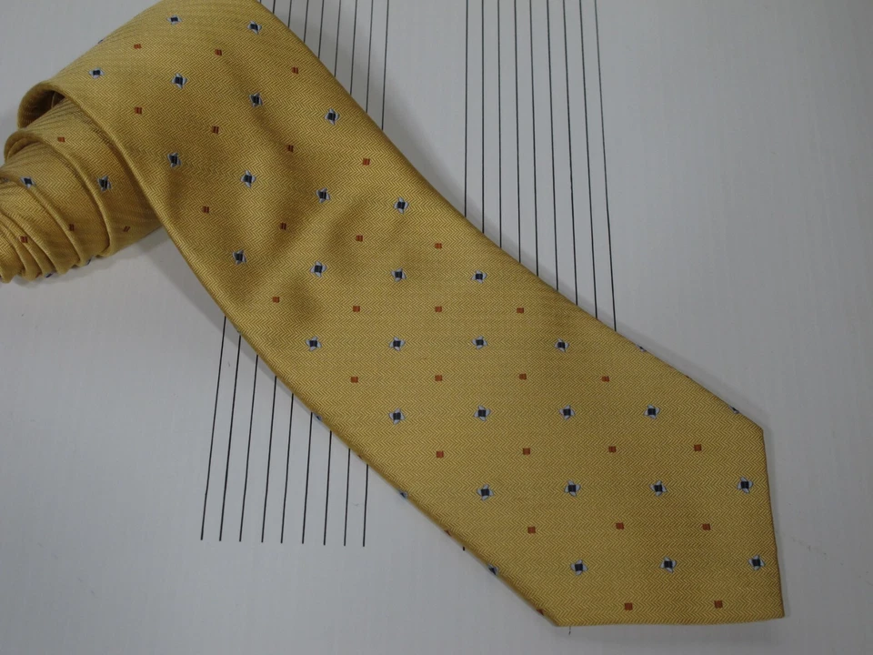 Corbata de seda Peter Millar siete pliegues amarillo sol con estrellas azules 60 x 3 5/8 hecha a mano Foto 2 de 3