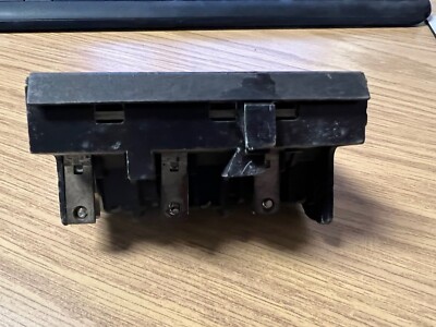 Disjoncteur ITE Pushmatic P4330 30A 3 Pôles 240V - Neuf, Modèle B66 Pour Tableau électrique