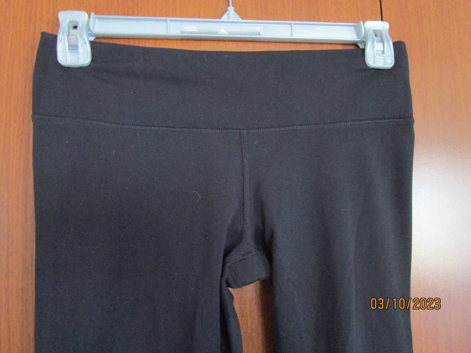 yogalicious poly spandex waist 26 inseam 22 leggings