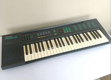 Clavier électronique YAMAHA PSR-6 PORTATONE 49 touches 100 voix 10 rythmes DC9V