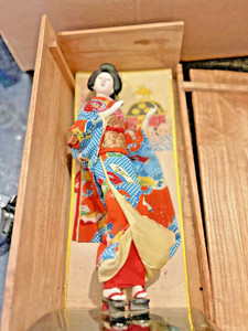 Vintage 1950s Yoshitake Ningyo Maiko Doll w Original Box Japan