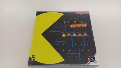 GIGAMIC Corridor Pacman Board Game