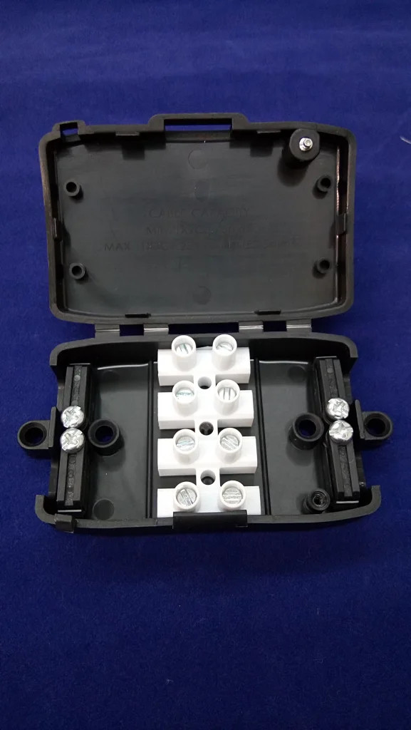 Junction Box Black Connection 4 Terminals Lyvia Electrical 1928B