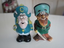 Vintage Cap  n Crunch  Jean Lafoote Cereal Figure Bank Promotional Advertising