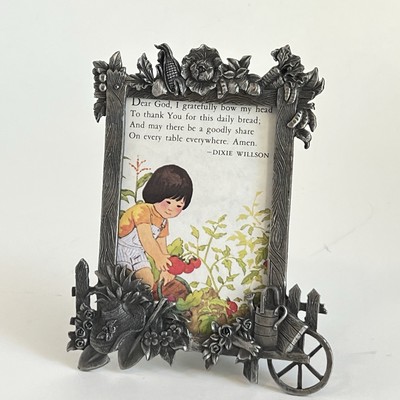 VTG 1996 Silver Metal Garden Vegetable Design Picture 3D Frame Papel 3.5x5 Photo