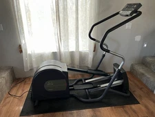 Precor EFX 521i Elliptical - Works Great