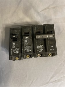 Lot of Three (3) Siemens Circuit Breakers