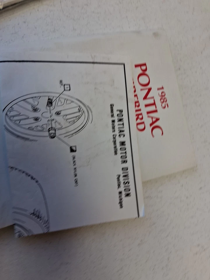 1985 Pontiac Firebird Owner Operator Manual STD Trans Am 2.5L 2.8L 5.0L xo - Изображение 4 из 4