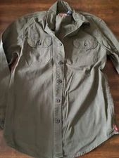 Wrangler Ladies Top,  Small Green ,Flex for Comfort Button Up,Two Front Pockets