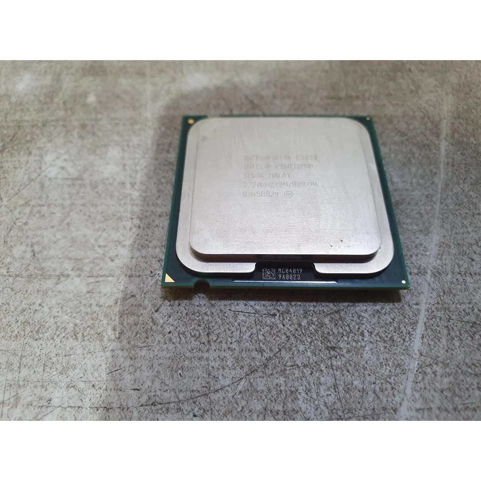 Intel Pentium E5800 SLGTG Dual-Core CPU Processor 3.20 GHz 800 MHz LGA775 Socket - Image 4 of 4
