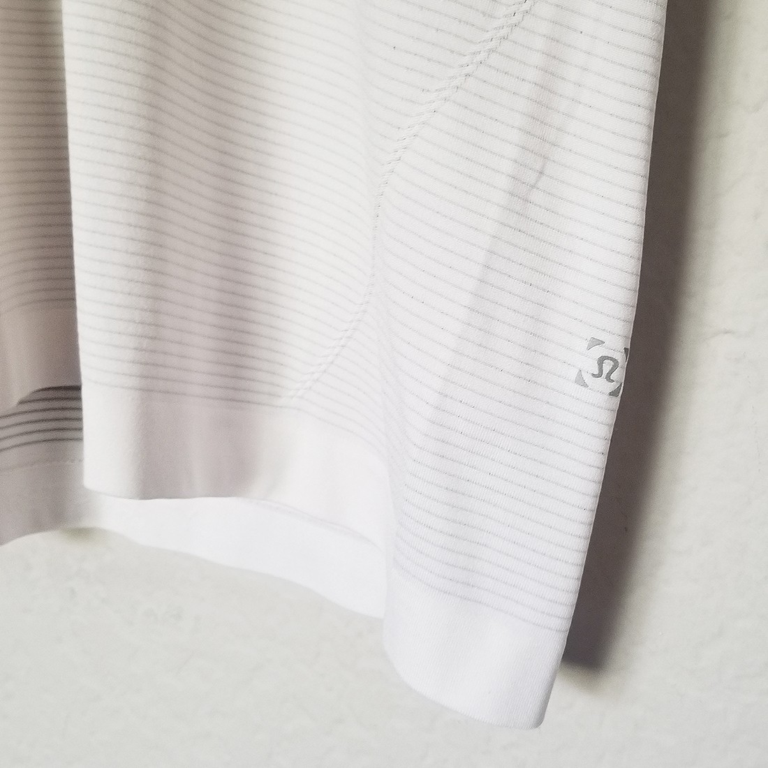 Lululemon Men’s XXL Metal Vent Tech Polo Shirt Off White Vented Breathable Golf thumbnail 7