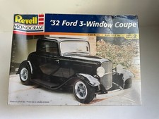 Revell Monogram 32 Ford 3-Window Coupe 1/25 Model Kit Sealed S3