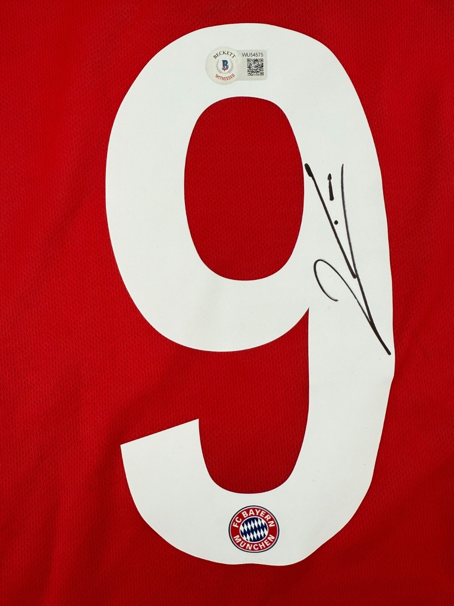 Robert Lewandowski Signed 19/20 Bayern Munich Adidas Jersey