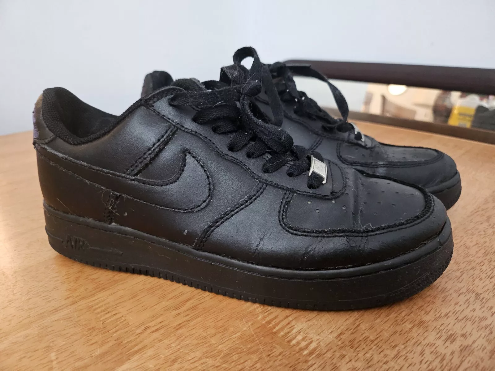 Baskets noires vintage Nike Air Force 1 07 Low Supreme315100 001 hommes 6,5