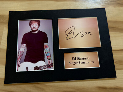 HWC Trading A4 Ed Sheeran Suits Gedrucktes Signiertes Autogramm / Foto