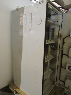 Delta ESOF015-ECV02 Outdoor Telecom Battery Cabinet AC Input 200/240v 4 Tray