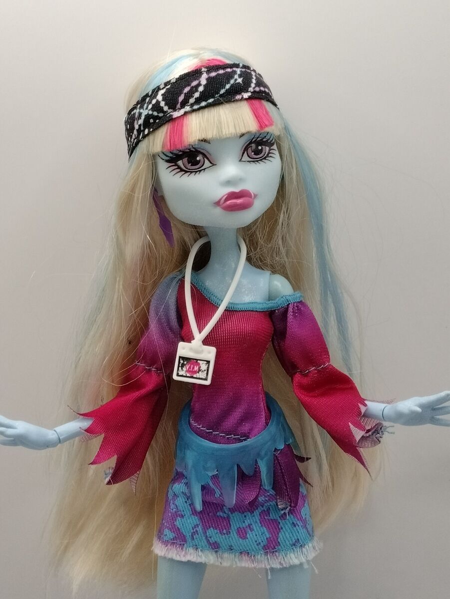 (List #6) Monster High Dolls inc Some Original Accessories - Choose from  Various