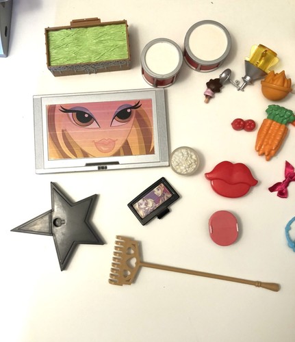 Lotto accessori bambola Barbie, Ken, Skipper, Bratz e altre marche 29 pezzi - Foto 2 di 4