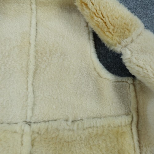 Genuine Sheepskin Shearling Vest Metal Zipper Vintage Medium Wool - Picture 9 of 18