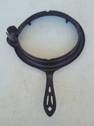 Antique Griswold W.I. Co No 8 Cast Iron Waffle Iron Low Base 975 Resto