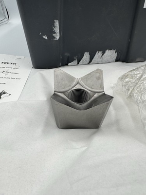 #ad Qty. 18 Husky H10233T Feller Buncher Beaver Tooth Teeth 1” Bolt No Shank $350.00