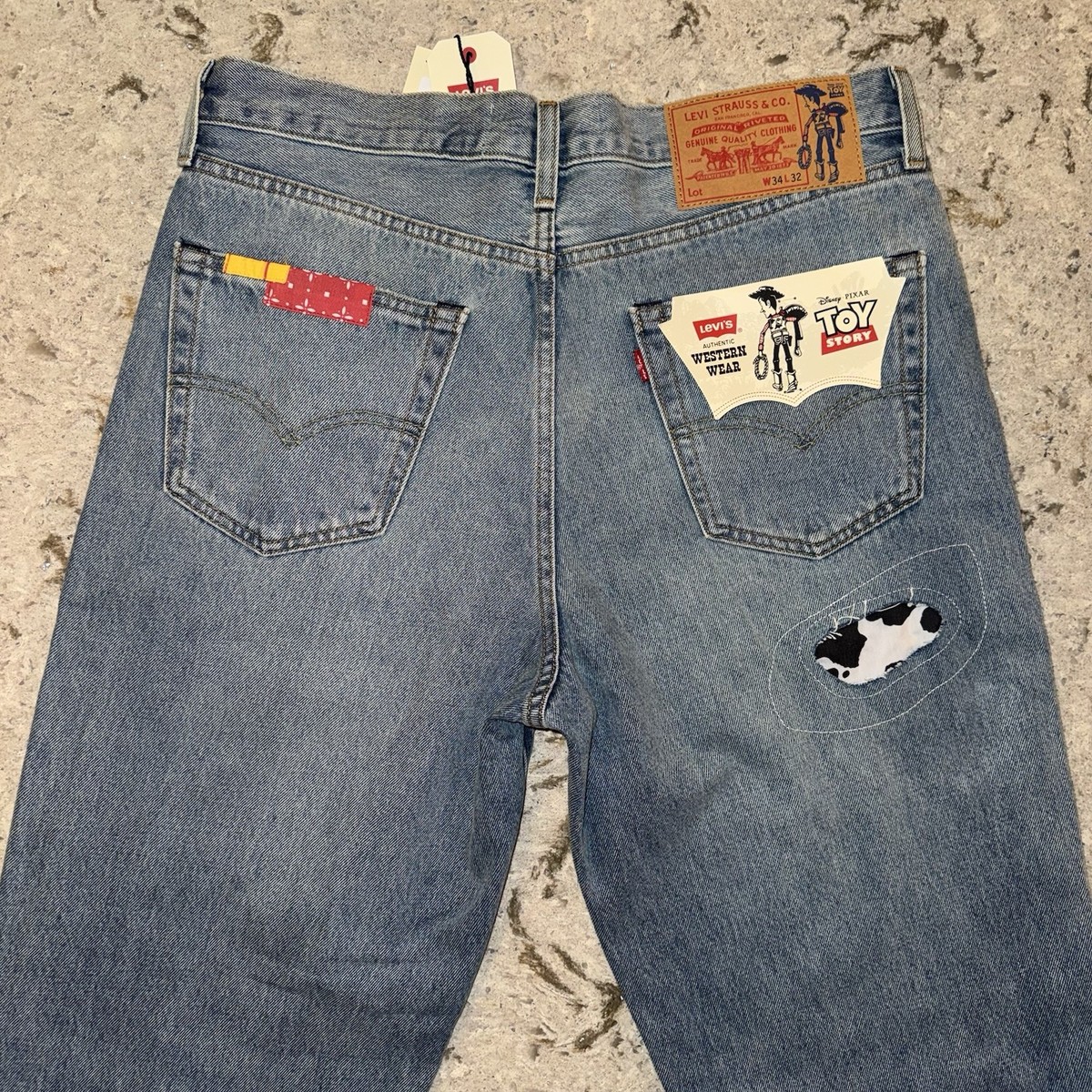 Levi's X Toy Story Men's Loose Jeans Denim Size 34 X 32 Bullseye