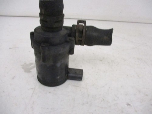 Wasserpumpe Zusatzpumpe passt für VW TOUAREG (7LA, 7L6, 7L7) 5.0 V10 TDI