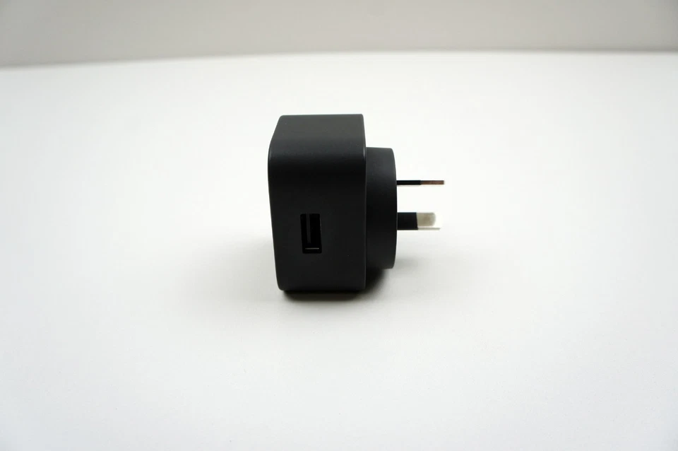 Google Chromecast 2nd Gen NC2-6A5 1080P Media Streamer With Charger - Free Post - Image 4 of 4