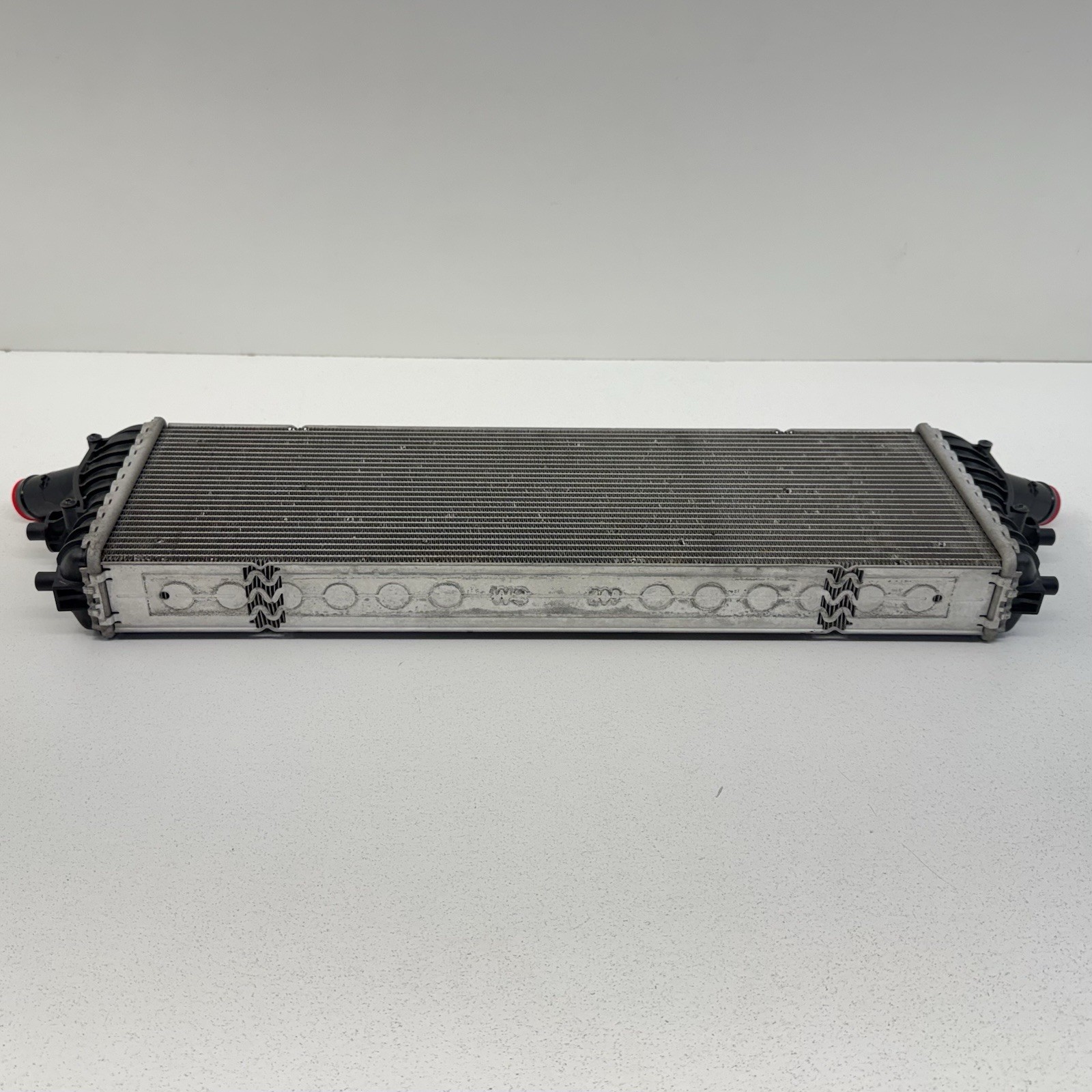 17-23 Audi R8 Front Center Engine Cooling Radiator 4S0121254B OEM