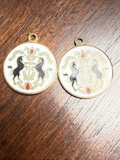 Vintage Folk Art Unicorn Floral Hex Sign Pennsylvania Dutch Style Pendants