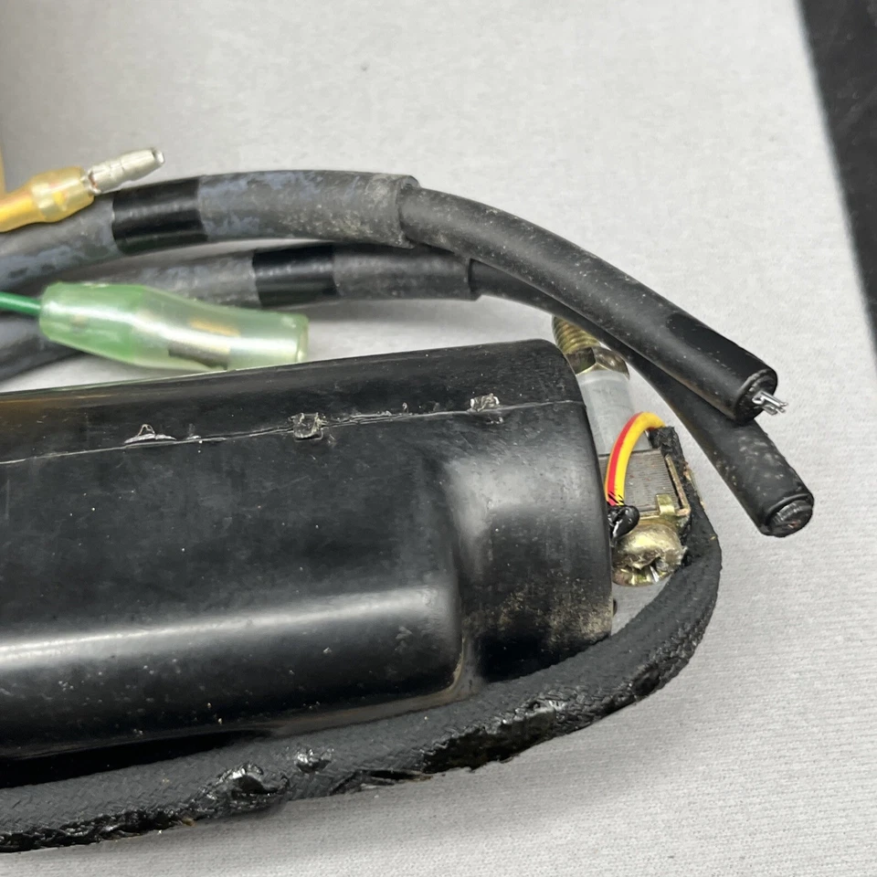 RR@3.20 川崎 NOS 全新 21121-1004 点火线圈 KZ KZ1000 KZ900 LTD Z1R 警察 — 第 3/4 张图片