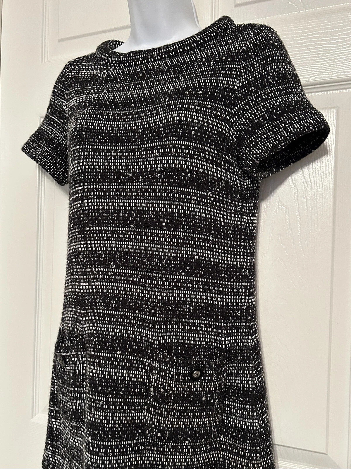 Abito Tory Burch bianco e nero in tweed taglia M scollo a imbuto stile cambio