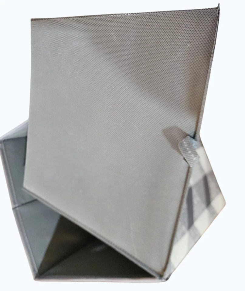 Mainstays Collapsible Fabric Cube Storage Bin 10.5" X 10.5" Geometric Pattern - Image 4 of 4