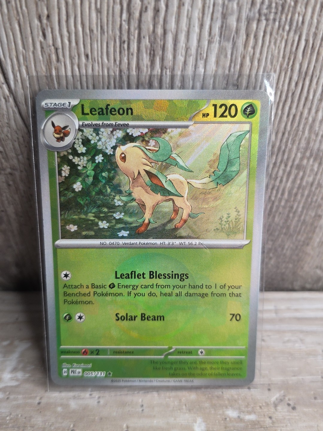 Leafeon (Master Ball) 005/131 Prismatic Evolutions Holo - NM
