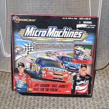 Micro Machines NASCAR Jeff Gordon Dale Jarrett Race for the Finish Play Set