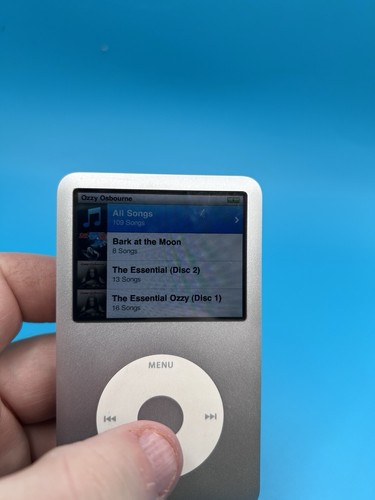 Apple iPod Classic 7a generazione oltre 5k canzoni OZZY, Black Sabbath e altri anni 90 - Foto 12 di 24