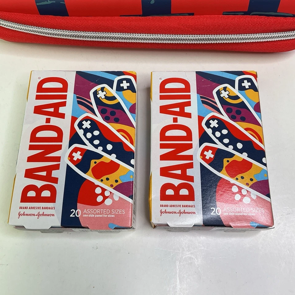 BAND AID Case BUILD YOUR OWN FIRST AID KIT W/ Colorful Band Aids - Image 2 of 4