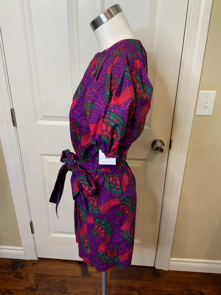 Mameluco Ulla Johnbson Hollis púrpura, rosa y verde azulado geométrico manga abullonada talla 2 Foto 4 de 4