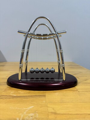 Newton's Cradle , Newton's pendulum , table decoration , physics toy
