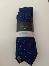 Men?s two pack of navy and White Ties