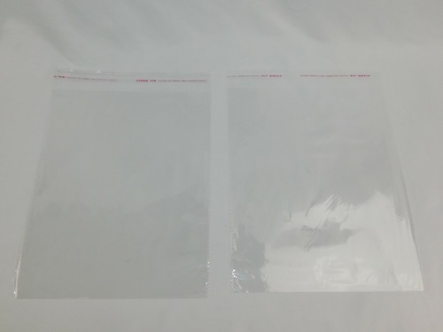 100 Pack Clear Plastic Gift Bags 10in x 8in 26cm x 20cm - Picture 3 of 3