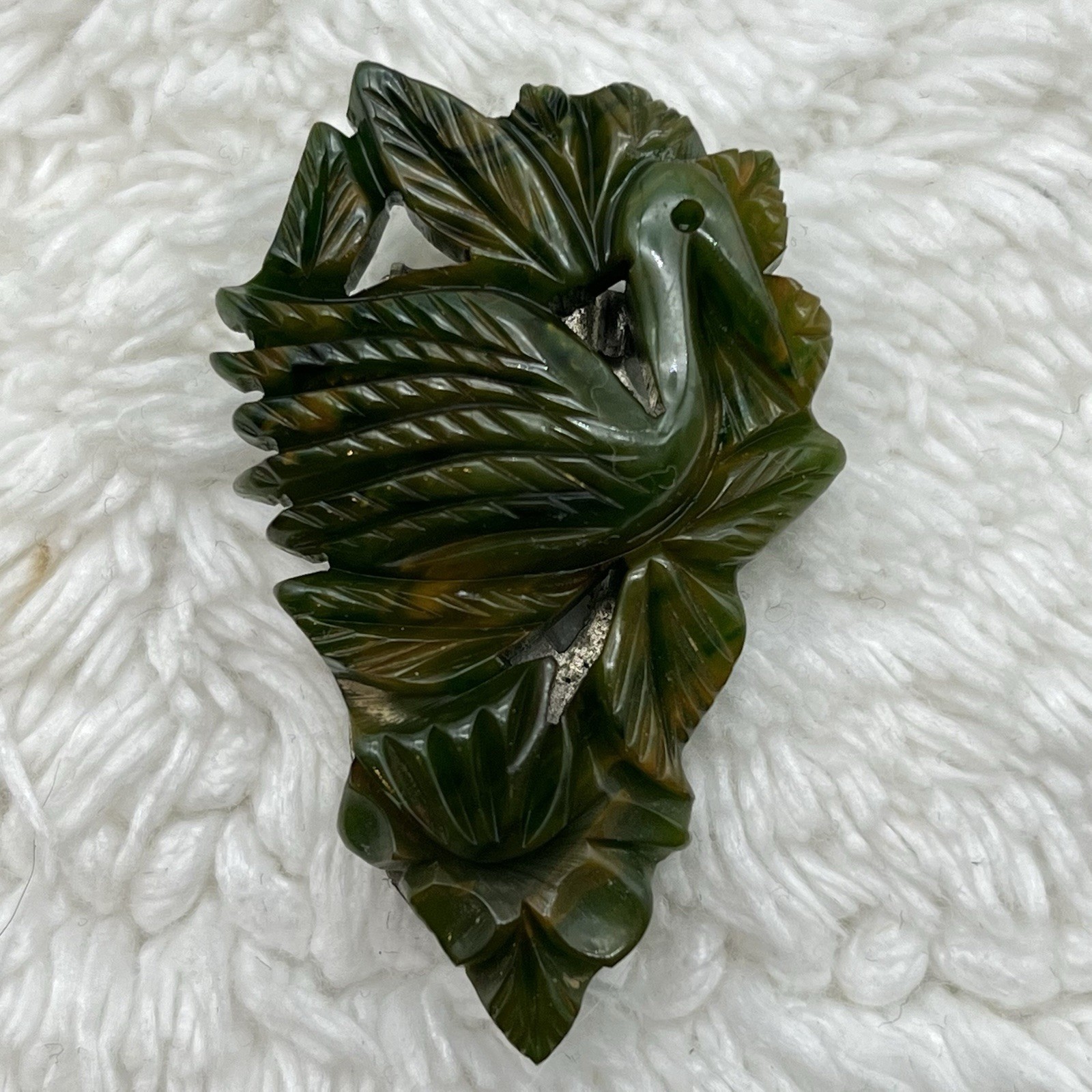 Vintage Carved Green Bakelite Bird Dress Clip Nature Art Deco Style 1.75"