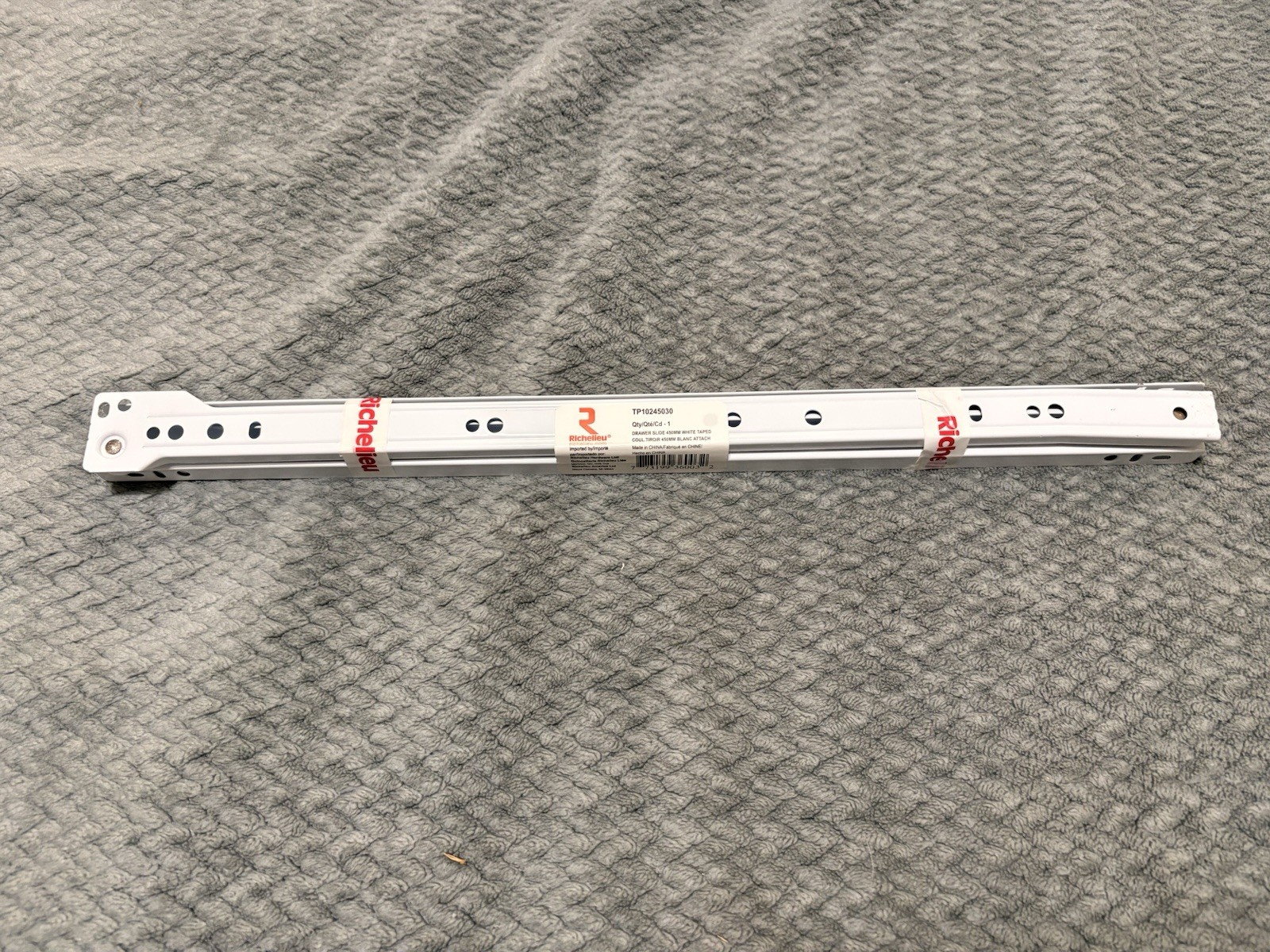Richelieu Euro Slide 18" Side Mount Drawer Slide Pair White TU10230450 New
