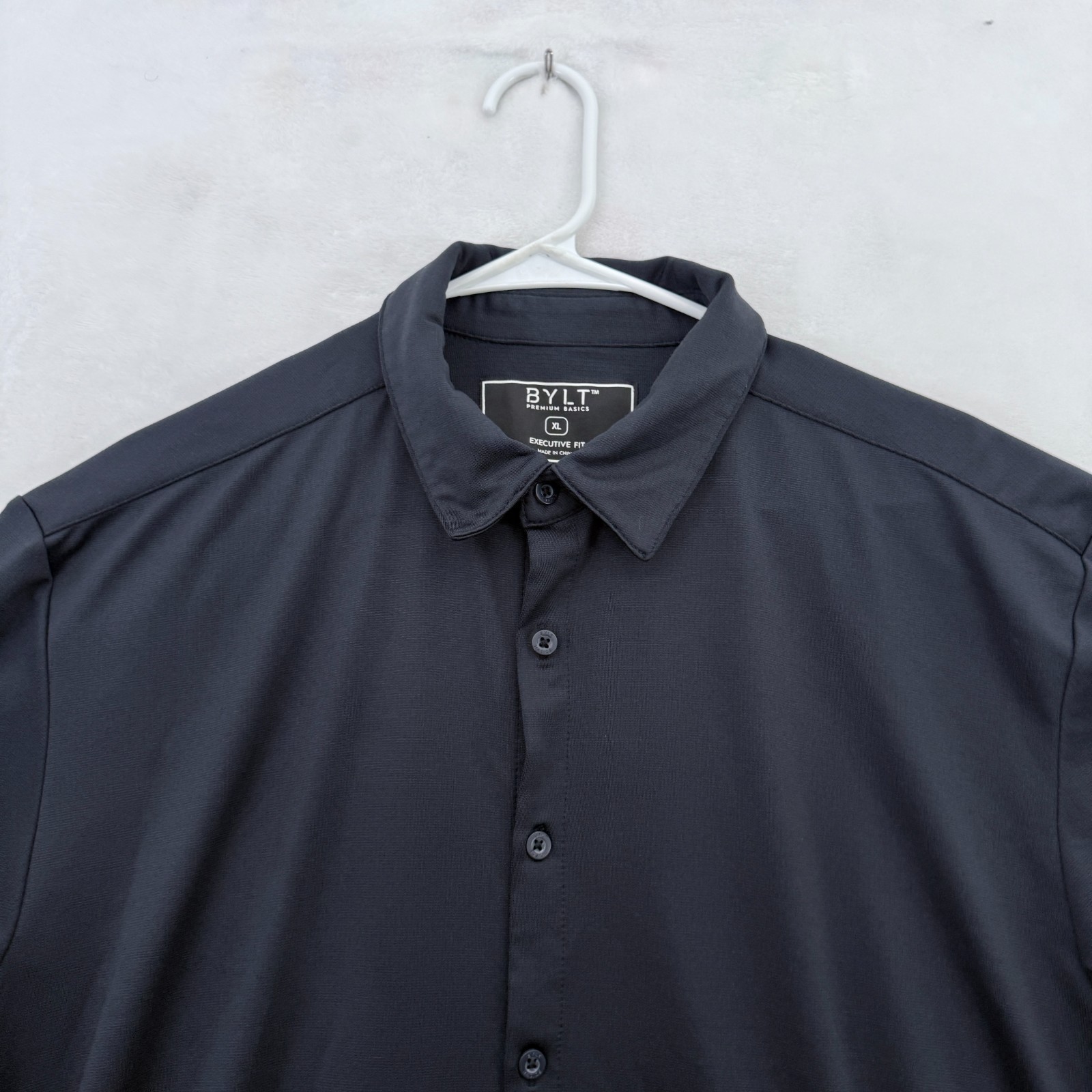 BYLT Premium Basics Shirt Mens XL Black Executive Fit Performance Button Up