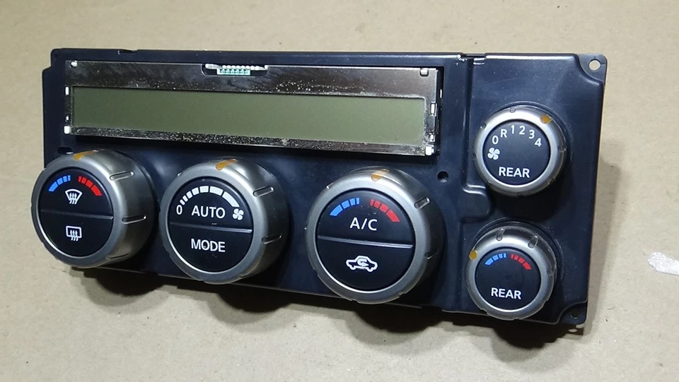 2005-2007 Nissan Pathfinder AC Heater Climate Control Switch - Image 3 of 4