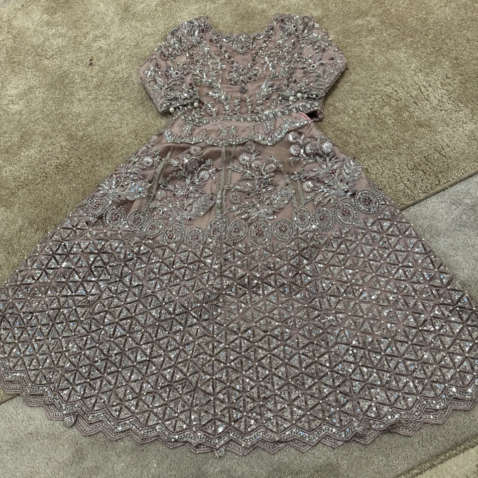 Small Kids Lehenga Choli Wedding Baby Girls Lehenga Top Designer  2/3 years old  - Image 3 of 4