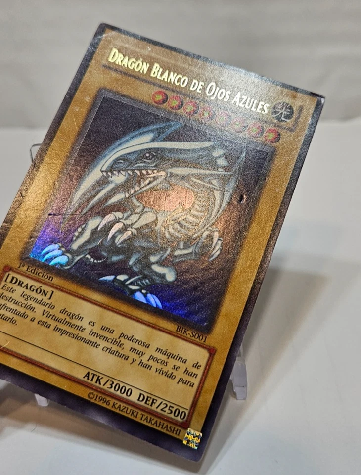 SPANISH Blue-Eyes White Dragon BIK-S001 Ultra Rare 1st Edition Yugioh 7928 - Image 3 of 4