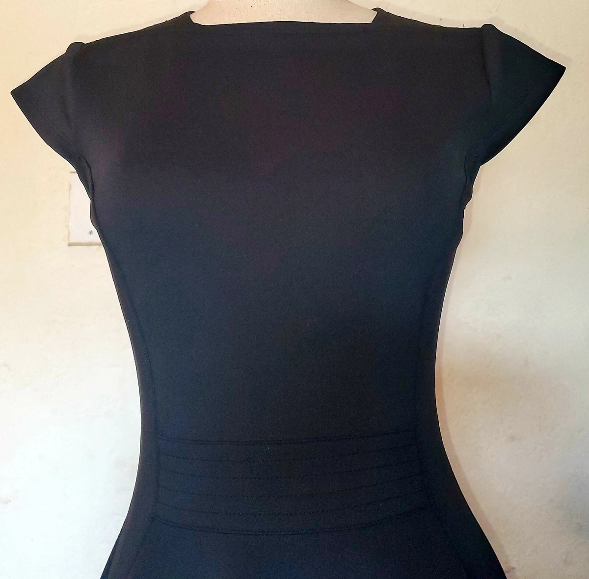 Ted Baker Black Sew in Love Short Sleeve Dress Size 1