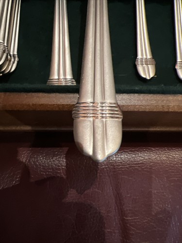 46 Wallace Chardonnay FROSTED 18/10 Stainless Silverware Fork Spoon Knife Lot - Picture 8 of 10